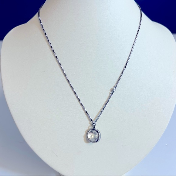 Kendra Scott Jewelry - Kendra Scott Quinn‎ Antique Silver Necklace